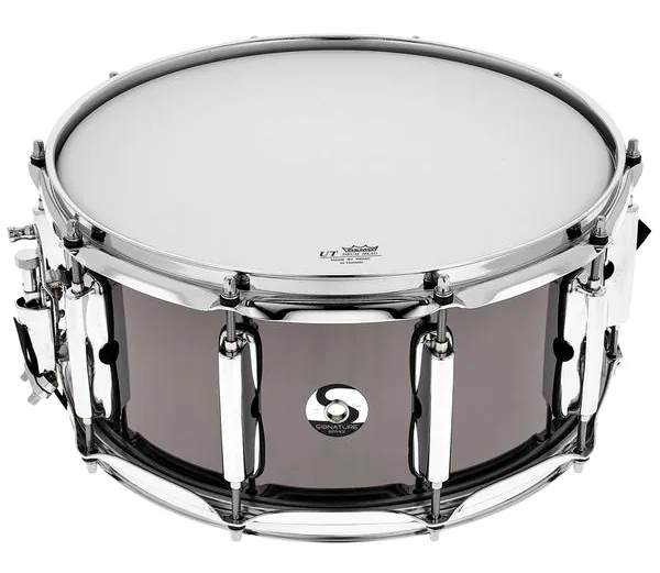 Dixon 14"x6.5" Gregg Bissonette Sig. detail 5