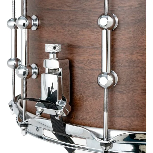 Dixon 14"x08" Gregg Bissonette Sig. detail 4