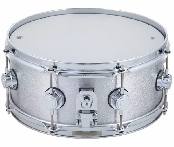 DW 13"x5,5" Aluminium Snare detail 2
