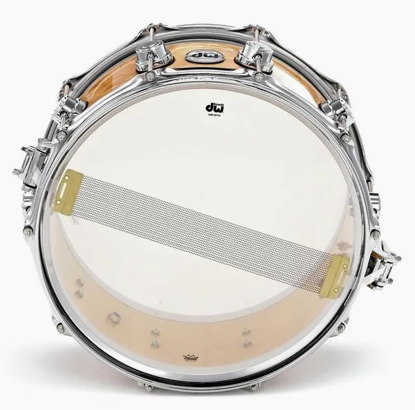 DW 14"07" Snare Exotic Edge detail 5