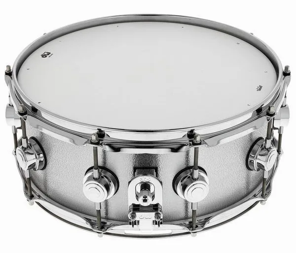 DW 14"x5,5" Aluminium Snare detail 4