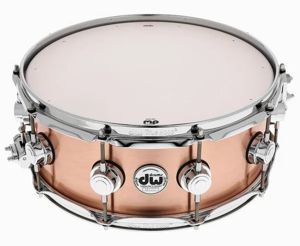 DW 14"x5,5" Brushed Bronze Snare detail 2