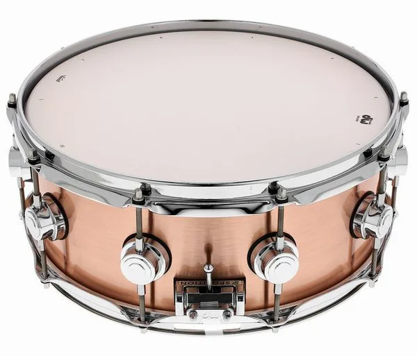 DW 14"x5,5" Brushed Bronze Snare detail 4