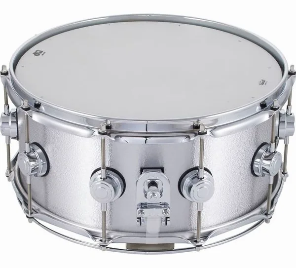 DW 14"x6,5" Aluminium Snare detail 3