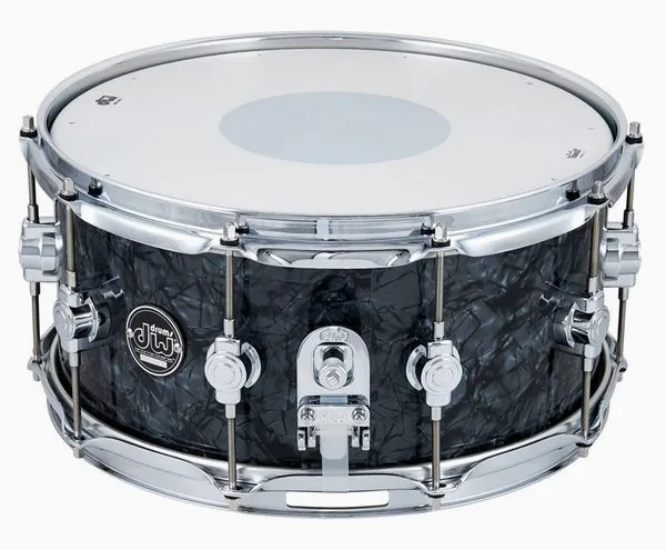 DW 14"x6,5" SN Performance Black detail 2