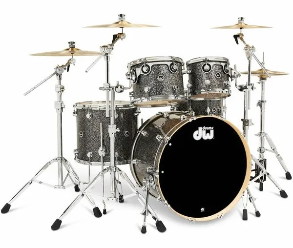 DW DWe E33 Drum Kit Black Galaxy vooraanzicht