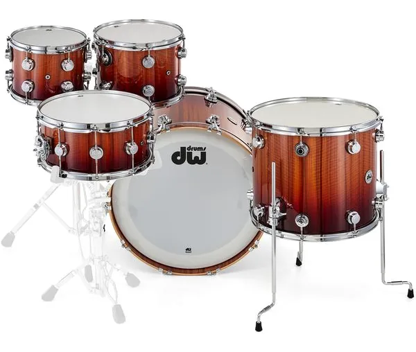 DW Exotic Rich Red over Etimoe MM detail 5