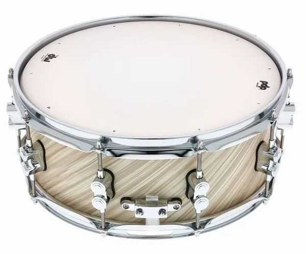 DW PDP 14"x05" CM Twisted Ivory detail 3