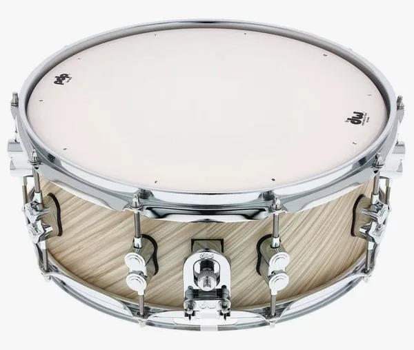 DW PDP 14"x05" CM Twisted Ivory detail 4