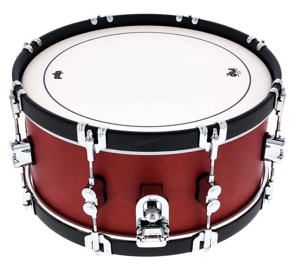 DW PDP 14"x6,5" Ox Blood Snare detail 4