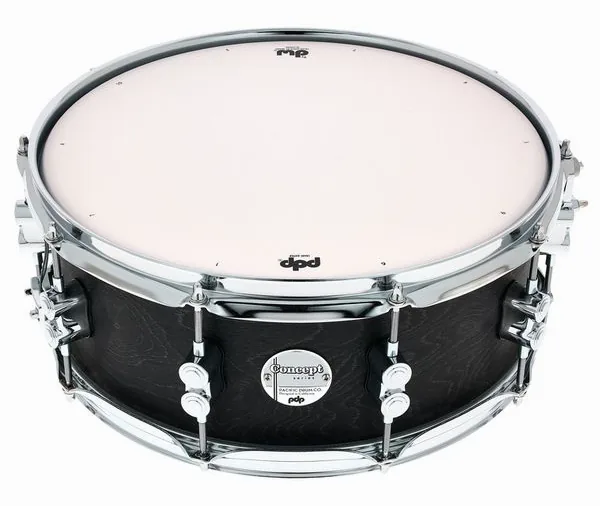 DW PDP 14"x5,5" Black Wax Snare detail 2
