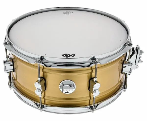DW PDP 14"x6,5" Concept Brass vooraanzicht