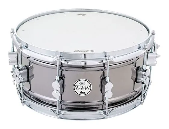 DW PDP 14"x6,5" Steel BN vooraanzicht