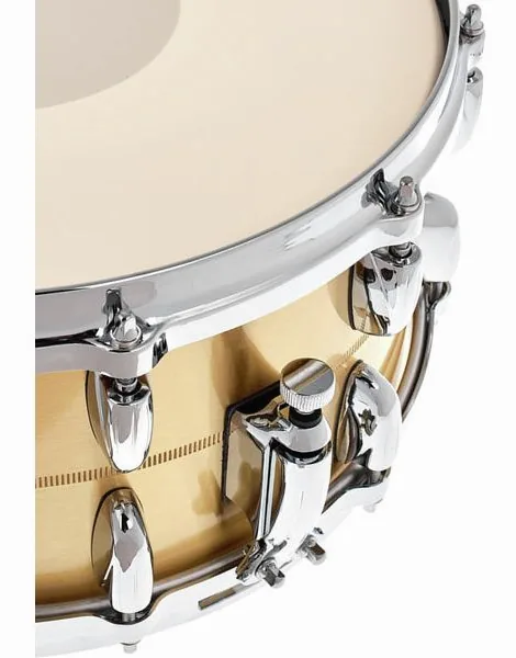 Gretsch USA Bell Brass snare detail 5
