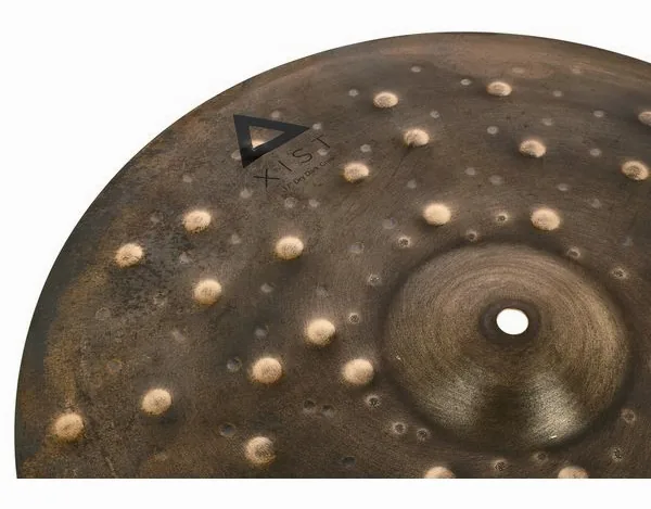 Istanbul Agop 17" Xist Dry Dark Crash detail 4