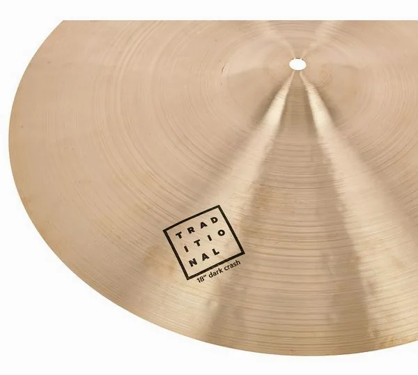 Istanbul Agop 18" Traditional Dark Crash detail 5