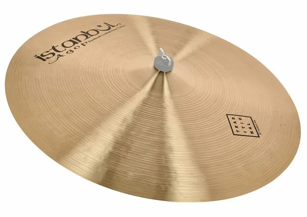 Istanbul Agop 22" Traditional Medium Ride vooraanzicht