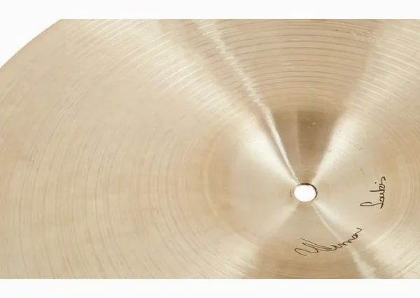 Istanbul Agop Traditional Pap.Thin Crash 17" detail 5