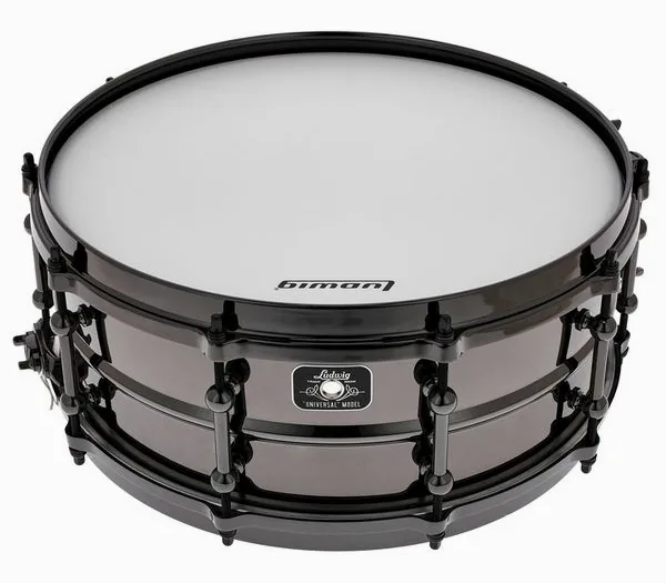 Ludwig 14"x5,5" Universal Brass Snare detail 2