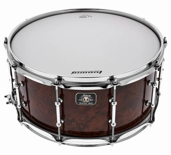 Ludwig 14"x6,5" Universal Walnut S. detail 2