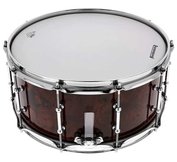Ludwig 14"x6,5" Universal Walnut S. detail 4