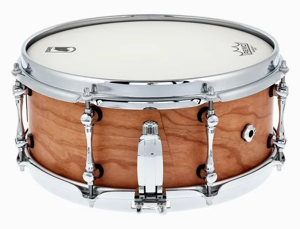Mapex 13"x5,5" DL Cherry Bomb NSW detail 2