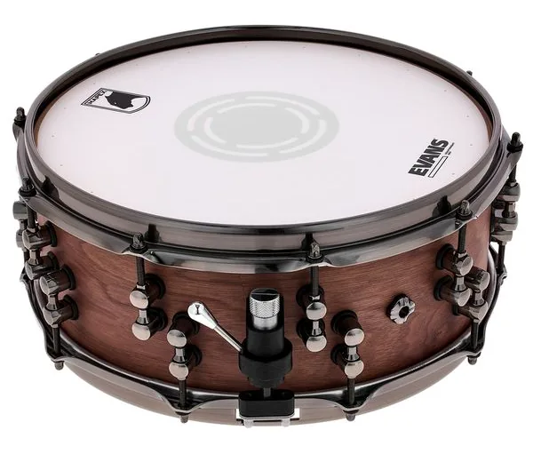 Mapex 14"x5,5" DL"The Machine" Snare detail 3