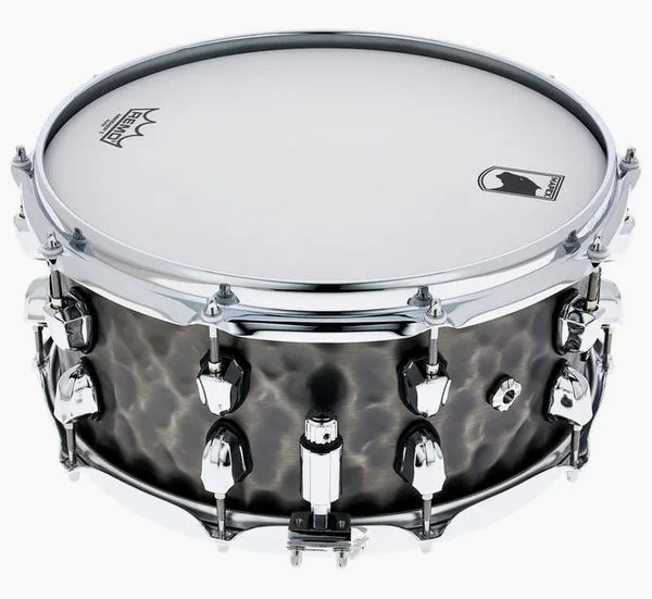 Mapex 14"x6,5" Persuader Snare vooraanzicht