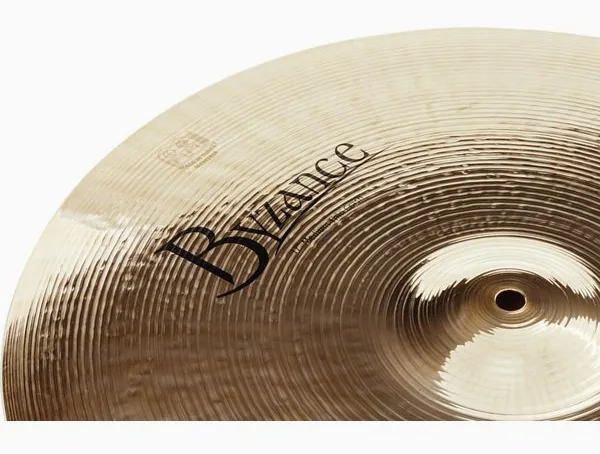 Meinl 17" Byzance Med. Thin Crash B. detail 3