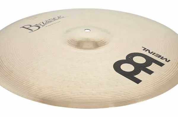 Meinl 18" Byzance Med. Thin Crash B. detail 3