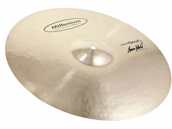 Millenium 18" Hermann Schick Signature vooraanzicht