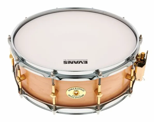 Noble & Cooley 14"x05" Classic Snare Maple vooraanzicht