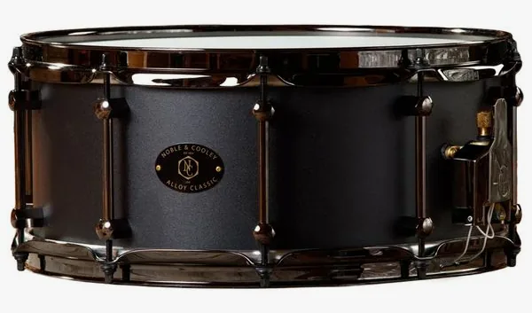 Noble & Cooley 14"x06" Alloy Classic Black vooraanzicht