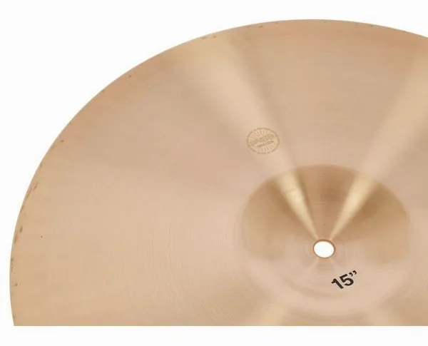 Paiste 15" 602 Sound Edge Hi Hat detail 5