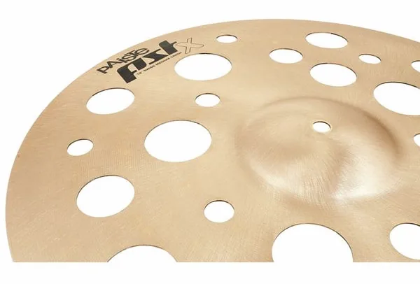 Paiste 18" PSTX Swiss Medium Crash detail 3