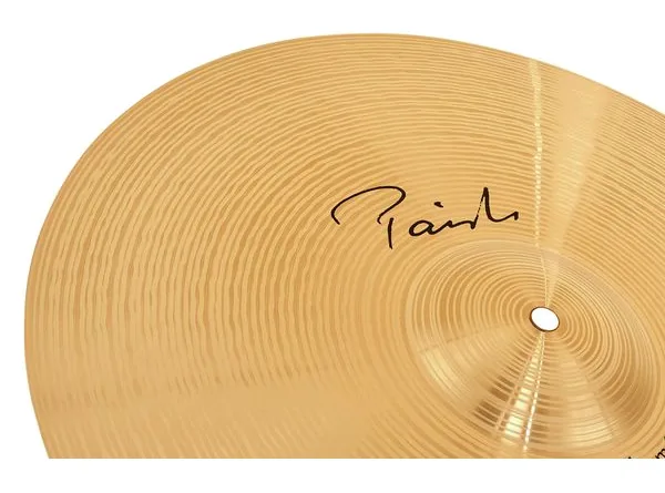 Paiste 18" Signature Fast Med. Crash detail 3