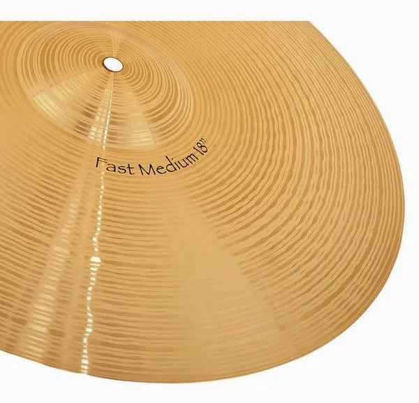 Paiste 18" Signature Fast Med. Crash detail 4