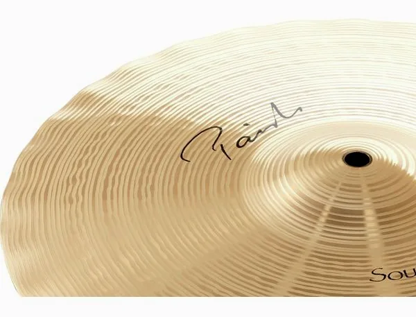 Paiste 14" Signature SE Hi-Hat detail 3