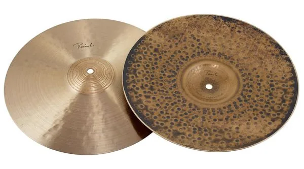 Paiste 14" Traditional Medium Hi-Hat detail 2