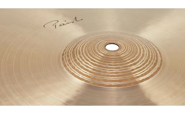Paiste 14" Traditional Medium Hi-Hat detail 4