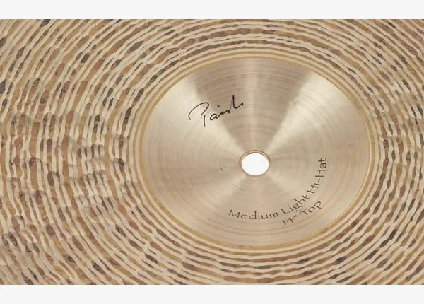 Paiste 14" Traditional Medium Hi-Hat detail 5