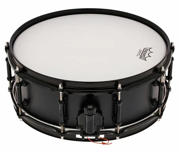 Pearl 14"x05" Ultra Cast Snare detail 4