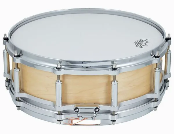 Pearl 14"x05" Free Floating Snare detail 2