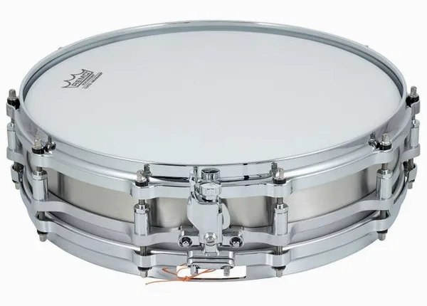 Pearl 14"x3,5" Free Floating Steel detail 3