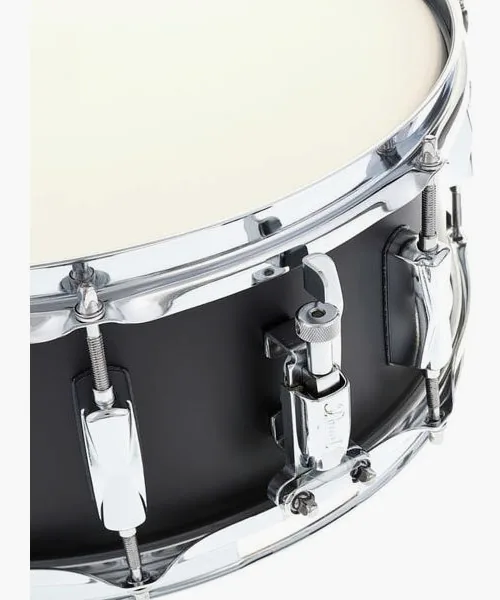 Pearl Decade Maple 14"x5,5" Snare BK detail 5
