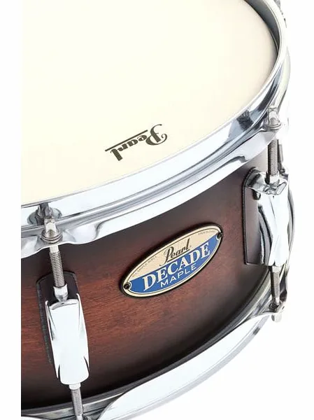 Pearl Decade Maple 14"x5,5" Snare BR detail 4