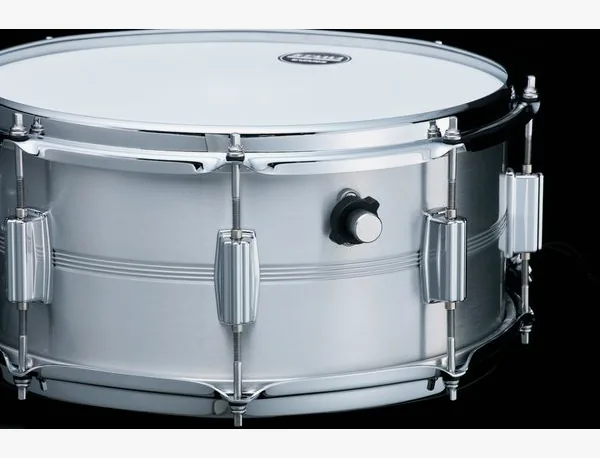 Tama 14"x6,5" Snare Anika Nilles detail 3