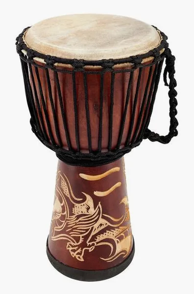 Terre Djembe Carved Dragon 50cm vooraanzicht