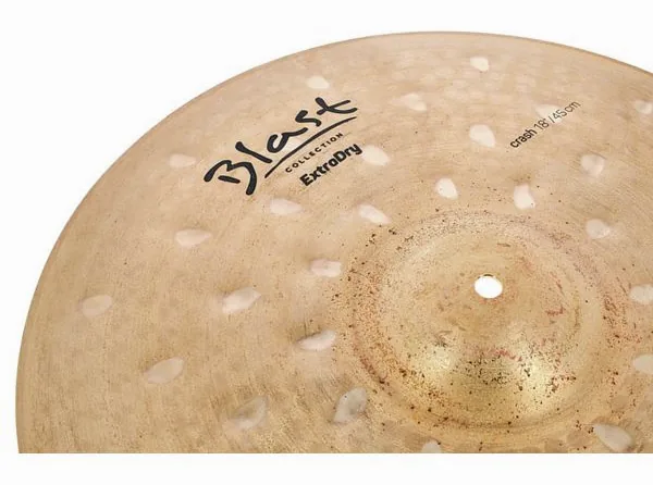Ufip 18" Blast Extra Dry Crash detail 4