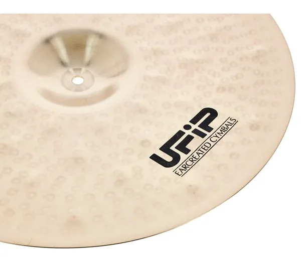 Ufip 18" Blast Extra Dry Crash detail 5